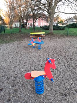 Aire de Jeux - Mazerulles