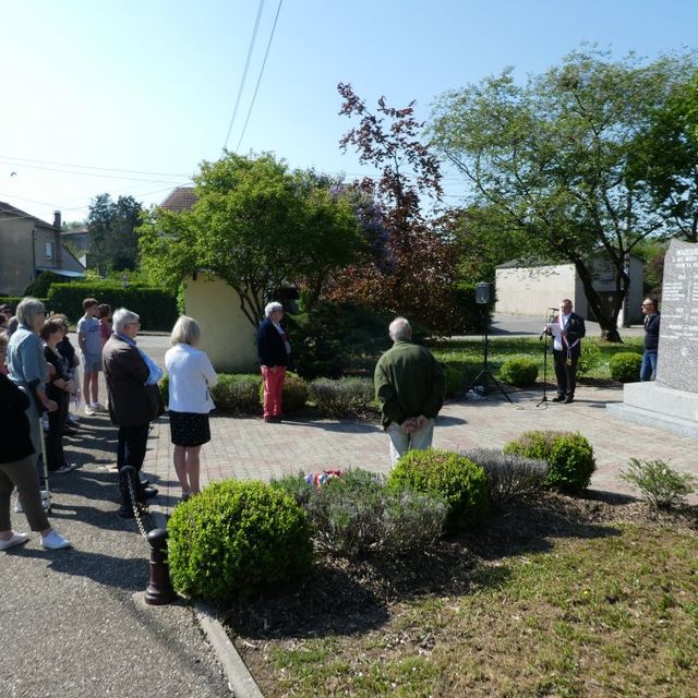Mazerulles Cérémonie 8 Mai 2022